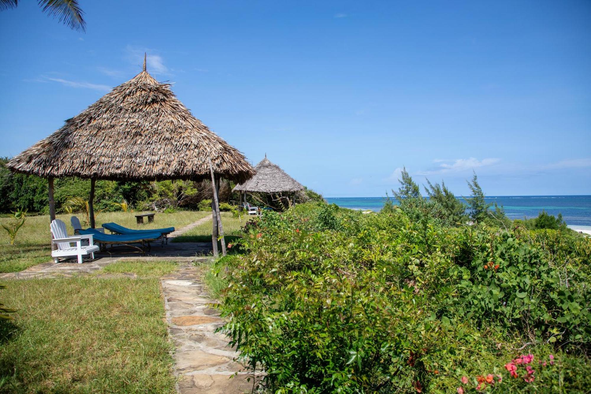 Watamu Beach Cottages Exterior photo