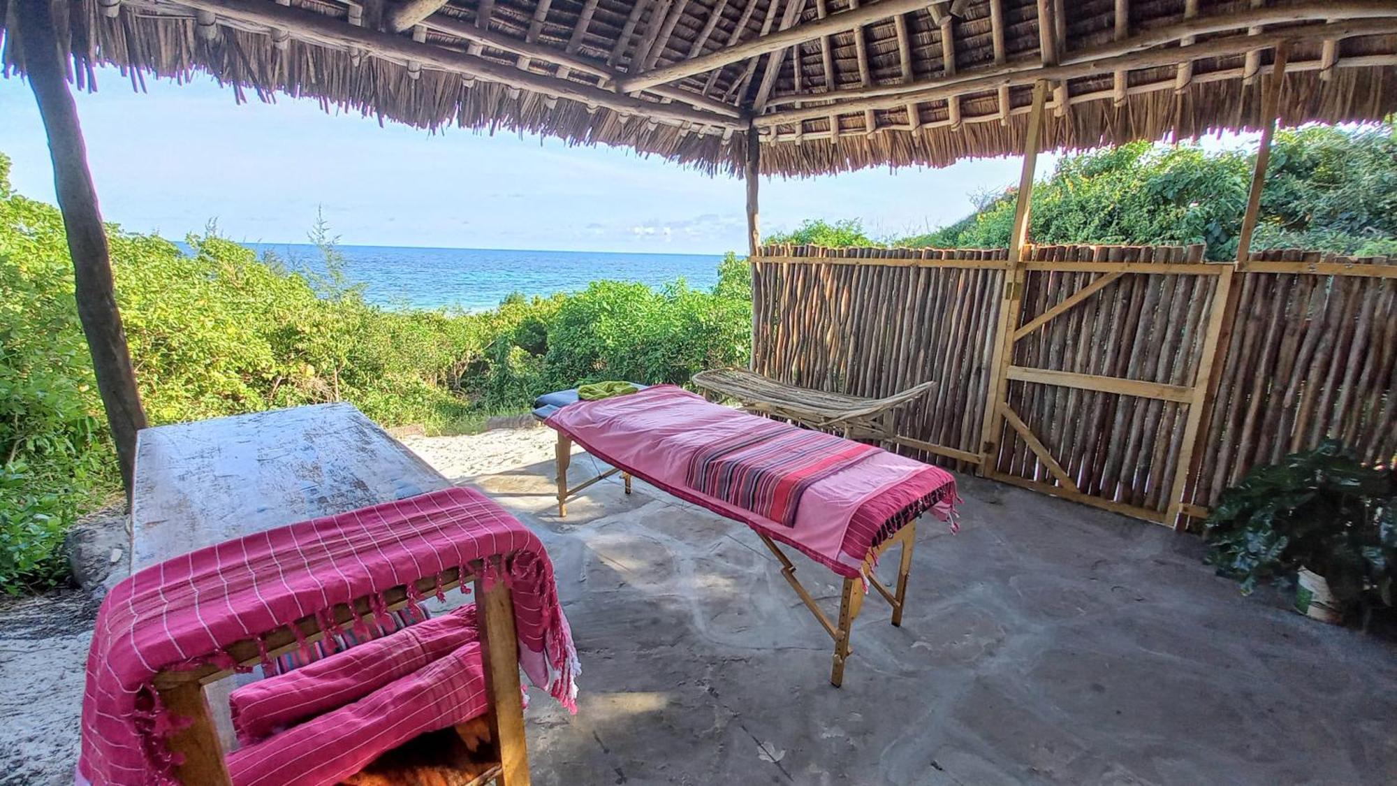 Watamu Beach Cottages Exterior photo