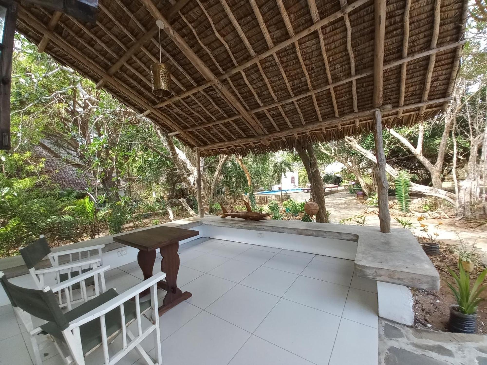 Watamu Beach Cottages Exterior photo